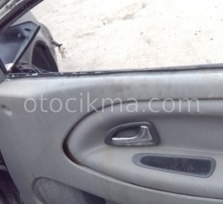 KOMPLE ÇIKMA 96 VOLVO S40 KAPI KOLÇAĞI.