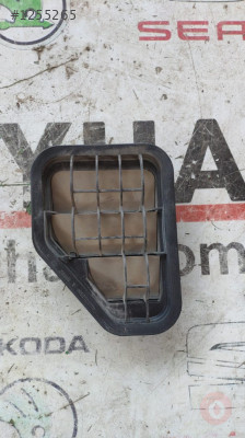 5M0819466 vw tiguan sağ bagaj havalandırma