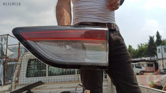 FORD KUGA SAĞ İÇ STOP LAMBASI ÇIKMA ORİJİNAL 2020