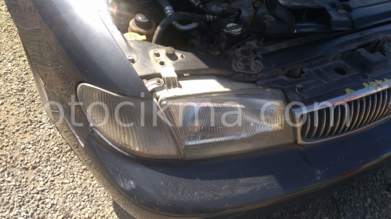 kia clarus 2.0 çıkma sağ far
