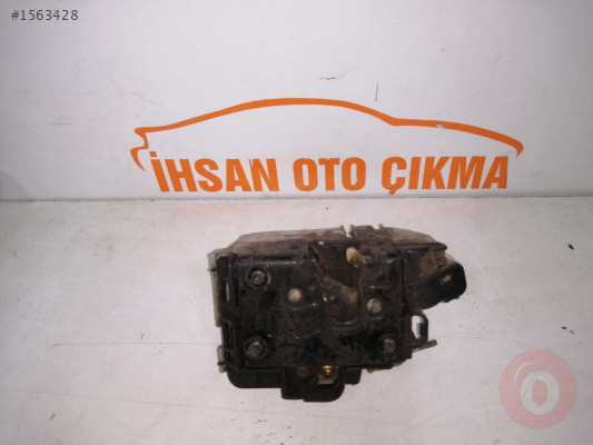 Volkswagen golf sol arka kapı kilidi orijinal