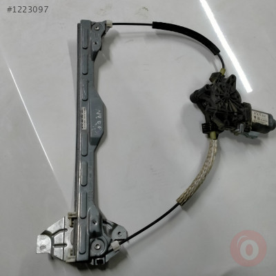 PEUGEOT 301 ÖN KAPI SOL CAM MOTORU