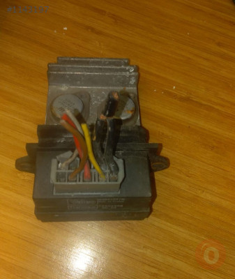 renault r21 çıkma fan rezistansı
