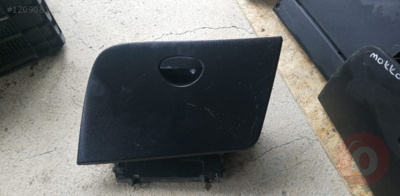 seat leon 10 çıkma torpido kapağı.