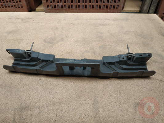 MERCEDES Tampon Kapak Braketi