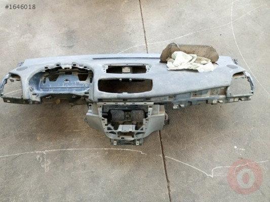 RENAULT FLUANCE PATLAK ÖN GÖĞÜS