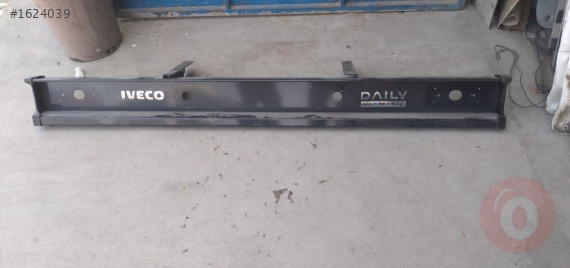 Iveco daily çıkma arka tampon