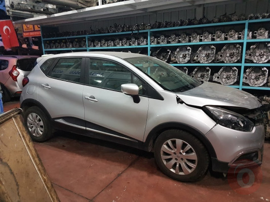 Renault Captur 2016 Sağ Ön Kapı Orjinal Çıkma