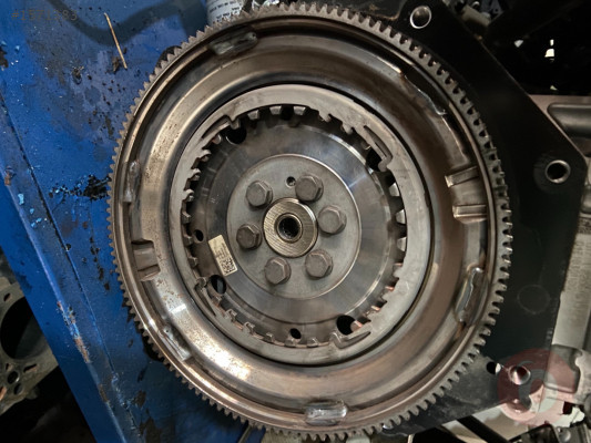 1.2 TSI LUK MARKA ÇIKMA VOLANT 03F 105 266 C