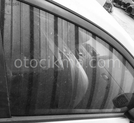 ORJİNAL 2007 HONDA CİTY 1.3 SAĞ ÖN KAPI CAMI.