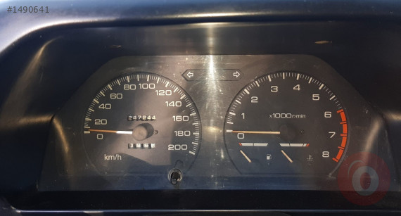1990 mitsubishi lancer 1.5 gls çıkma kilometre saati