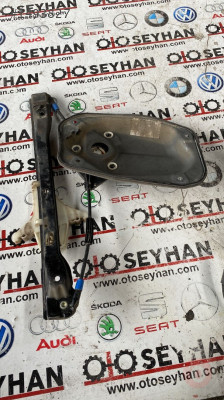 volkswagen golf 5 sağ arka kapı cam krikosu