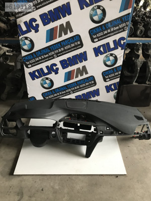 BMW F30 320 316 318 ÇIKMA ORJİNAL DİKİŞLİ GÖĞÜS TORPİDO