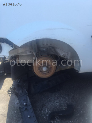 Ford Fiesta tek kapı arka dingil hatasız orjinal çıkma