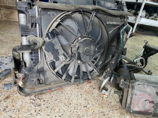 2014 FORD FOCUS 3 RAD. GRUBU KOMPLE HATASIZ ORJ ÇIKMA