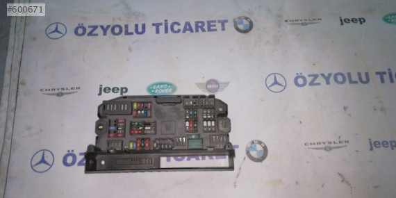 BMW e70 x5 sigorta tablası 1061505103