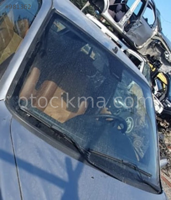 1998 peugeot 306 1.8 otomatik orjinal ön cam