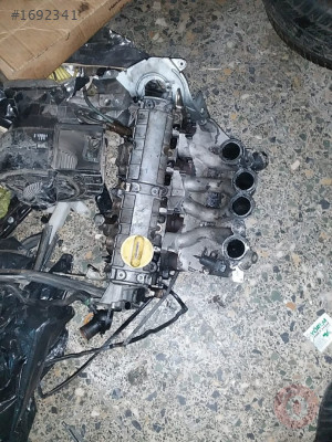 renault kango 1.9 külbütör kapağı çıkma parça mısırcıoğlu ot