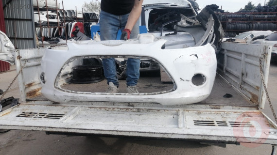 FORD FİESTA ÖN TAMPON ÇIKMA ORJİNAL 2009-2013