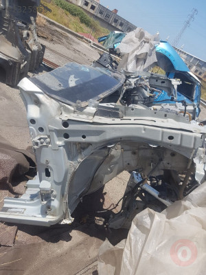 Renault Megane 2 Sağ Ön Şasi Hatasız Orjinal Çıkma