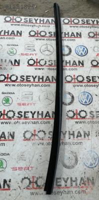 8V5837479 audi a3 2020 sol ön kapı iç cam sıyırıcı fitil
