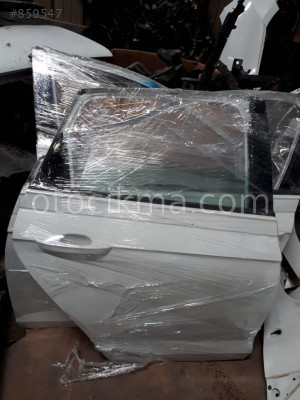 VW POLO SAĞ ARKA KAPI VE VW POLO TÜM ÇIKMA PARÇALARI