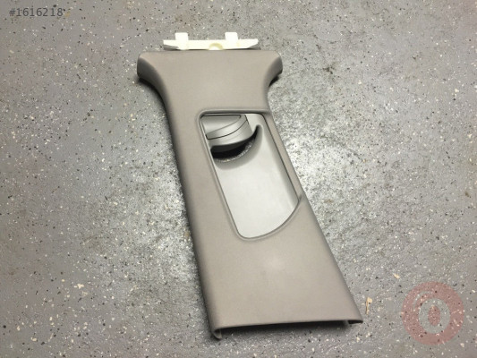 AUDİ A4 01-05 B DİREK KAPLAMASI SOL ÖN ÜST 	8E0867243C 2BH
