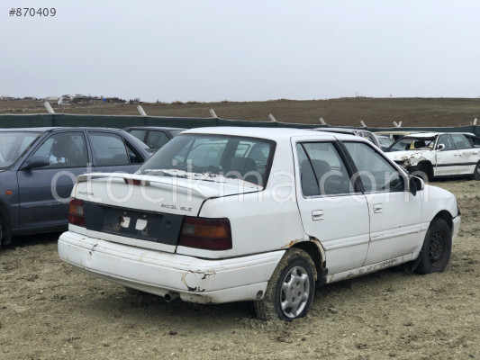 Hyundai Excel amortisörler.  Araç üzerinden sökülecek