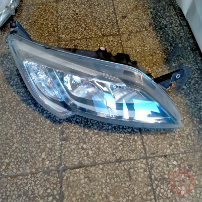 PEUGEOT BOXER SAĞ ÖN FAR LETLİ