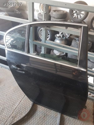 Bmw 520 E60 Sağ Arka Boş Kapı Hatasız Orjinal Çıkma