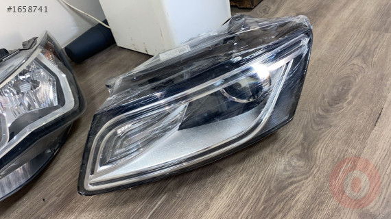 AUDİ Q5 SOL FAR ÇIKMA ORJİNAL