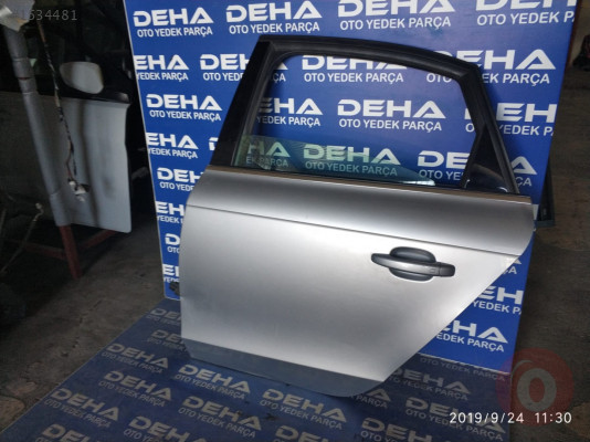 Audi A4 2014 çıkma orjinal hatasız sol arka kapı