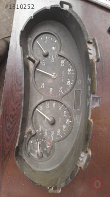 2003 model peugeot partner çıkma kilometre saati
