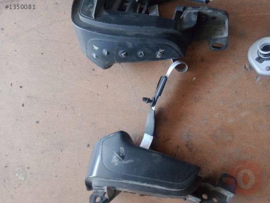 Toyota Avensis Direksiyon Tuşları 2003-2008