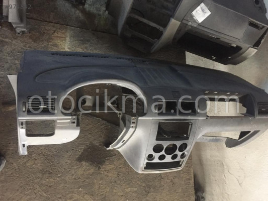 Ford Connect 2006 Torpido hatasız orjinal çıkma