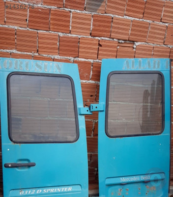 mercedes sprinter 312 alçak tavan çıkma bagaj camları