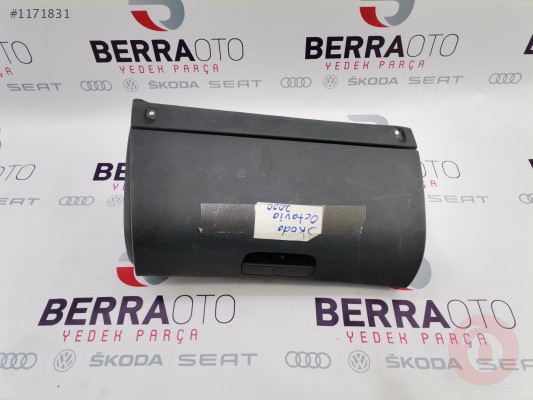SKODA OCTAVIA TORPİDO KAPAĞI 1U1857103B