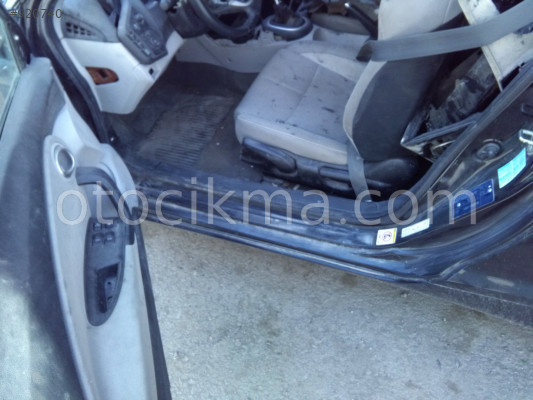 2010 HONDA CR-Z ORİJİNAL SOL KAPI DÖŞEME.
