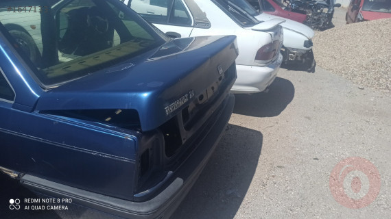 R21 arka bagaj kapağı