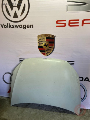 VOLKSWAGEN GOLF 7 ÖN KAPUT ORJİNAL ÇIKMA PARÇA