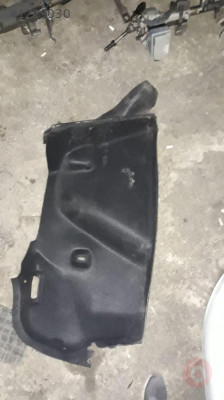 RENAULT FLUENCE ARKA BAGAJ KÖŞE KAPLAMASI.