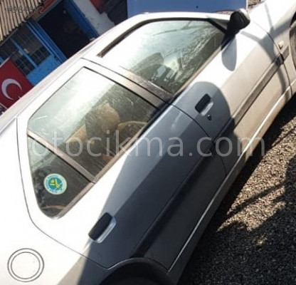 1998 model peugeot 306 1.8 benzinli çıkma sağ takım kapı