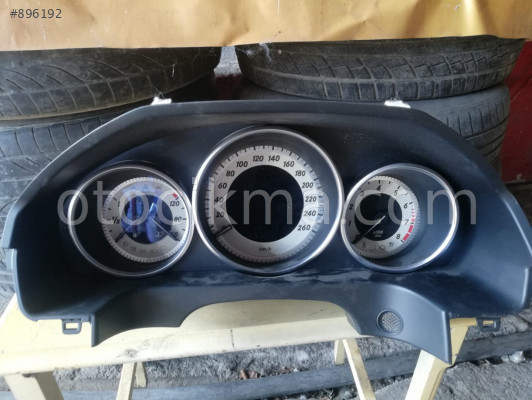 Mercedes Kilometre saati gösterge orjinal çıkma A2C53435303