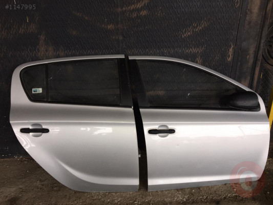 HYUNDAİ İ20 SAĞ ÖN SAĞ ARKA KAPI HATASIZ
