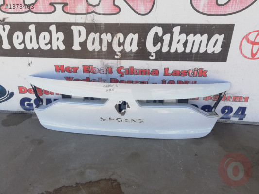 Renault megan 4 arka bagaj plastik