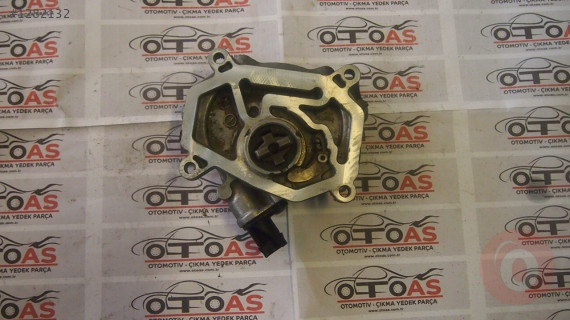 Mercedes C180 Vakum Pompası a2702300365