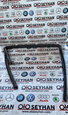68142-0D120 toyota yariscsağ arka kapı cam çerçeve fitili