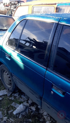 1990 mitsubishi lancer 1.5 gls çıkma sağ arka dolu kapı