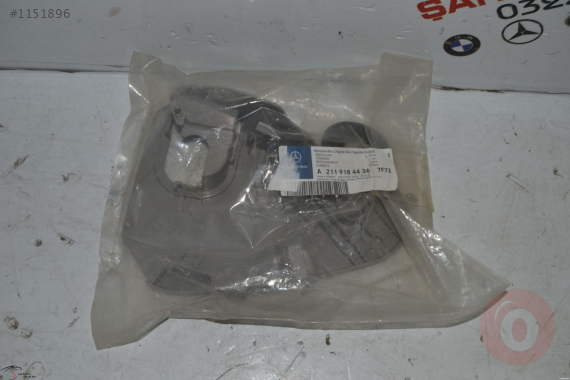 MERCEDES E SERİSİ A211 W211 SAĞ TRİM KAPAĞI