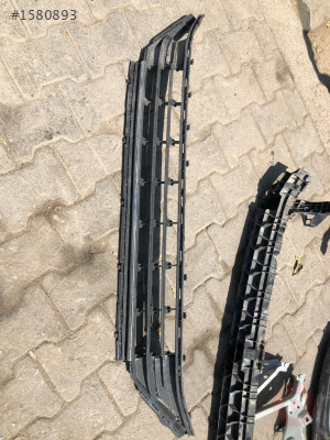 Volkswagen golf 7.5 tampon orta ızgara çıkma